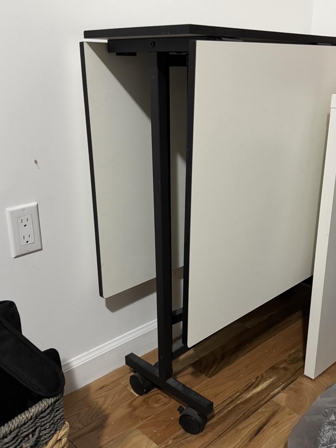 Foldable Craft Table with Wheels - photo 2