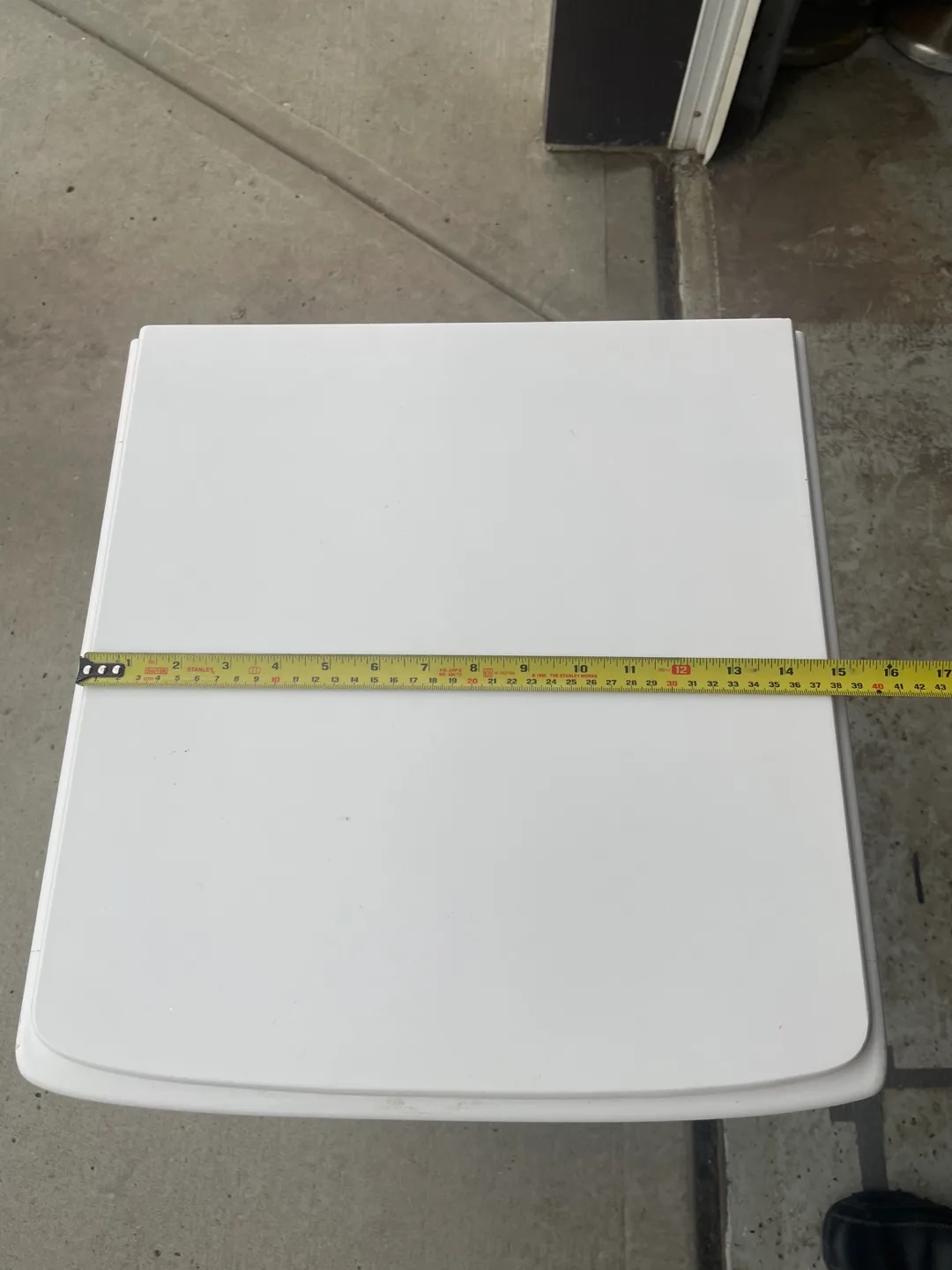 White 3-Drawer Nightstand image indicator(3)