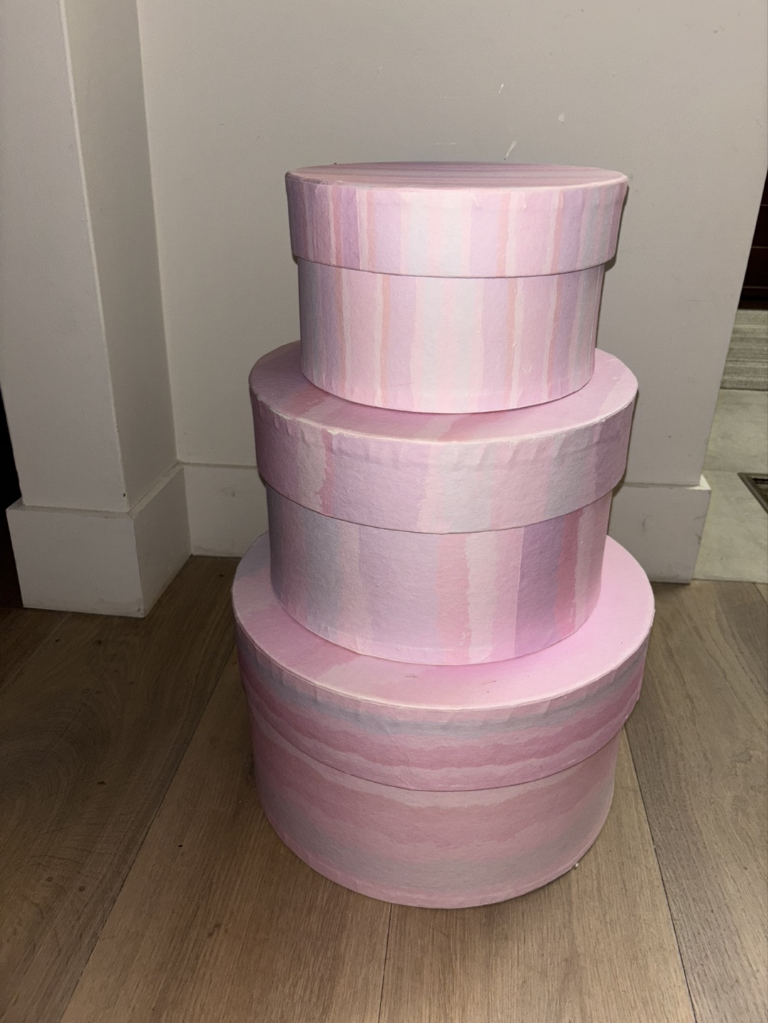 Set of 3 Pink Round Boxes