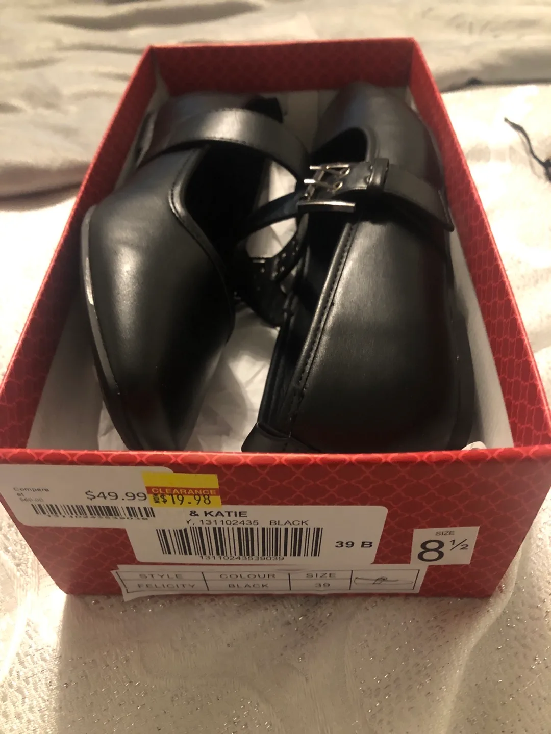 NEW IN BOX Black Buckle Flats - Size 8 1/2 image indicator(2)