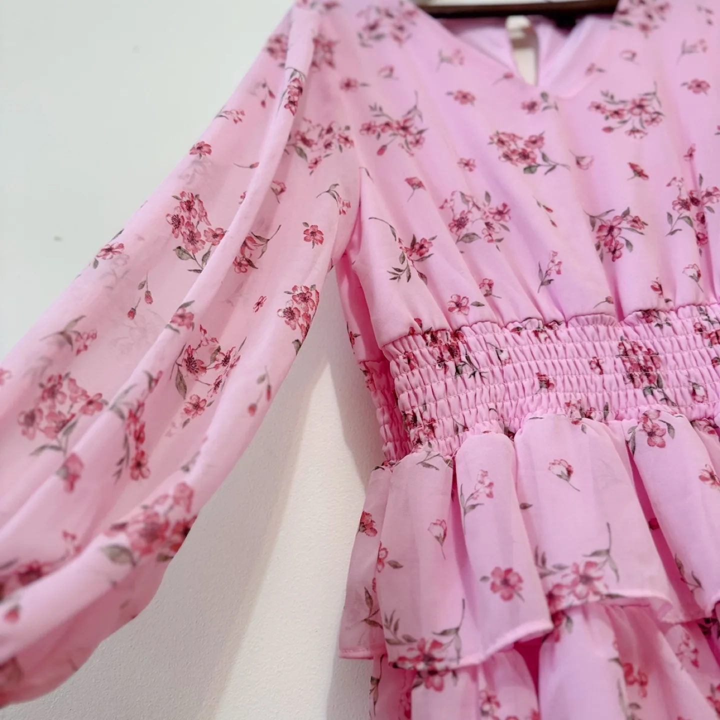 Vintage Floral Ruffle Dress image indicator(5)