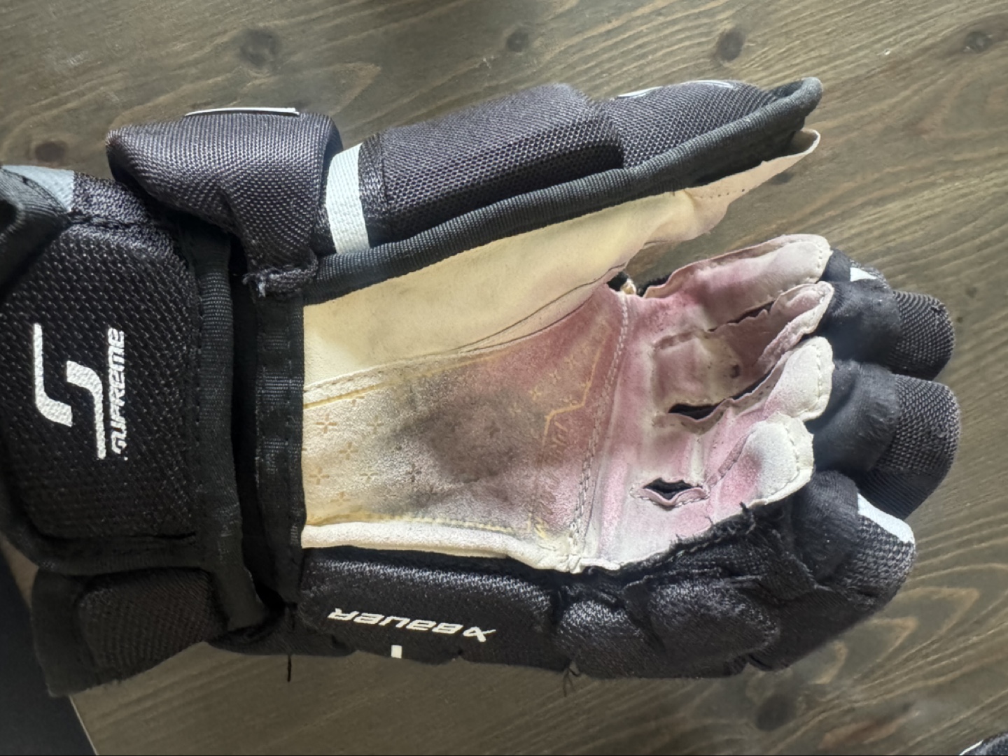 Bauer Supreme M5 Pro Intermediate Hockey Gloves - photo 3