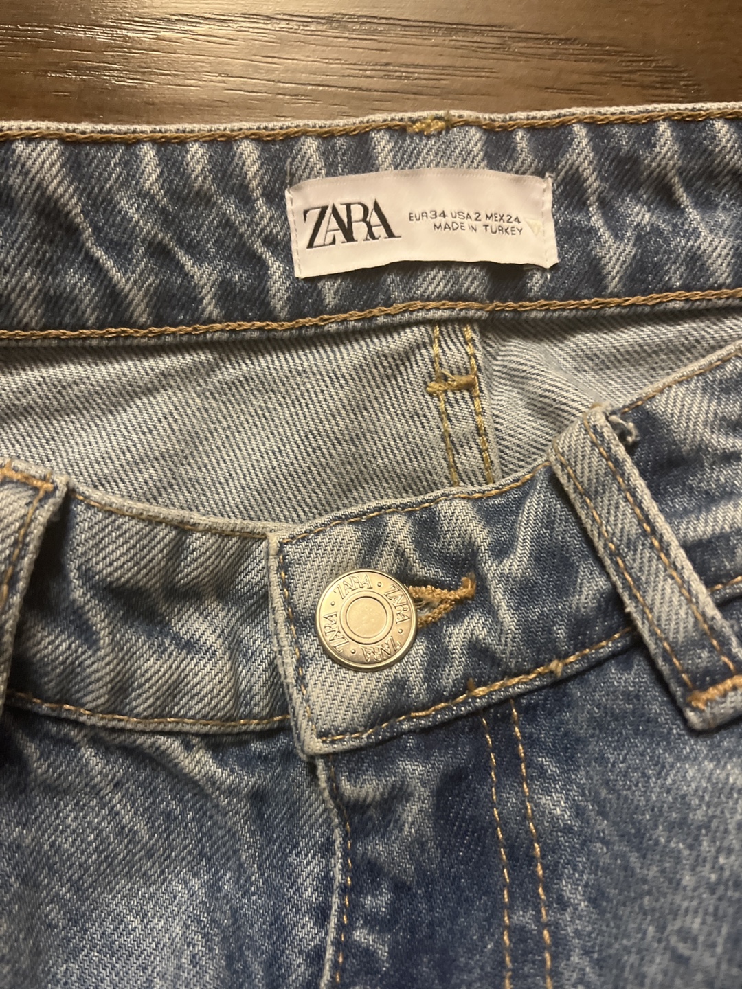 Zara Light Wash Distressed Wide Leg Jeans - Size EUR 34 - photo 2