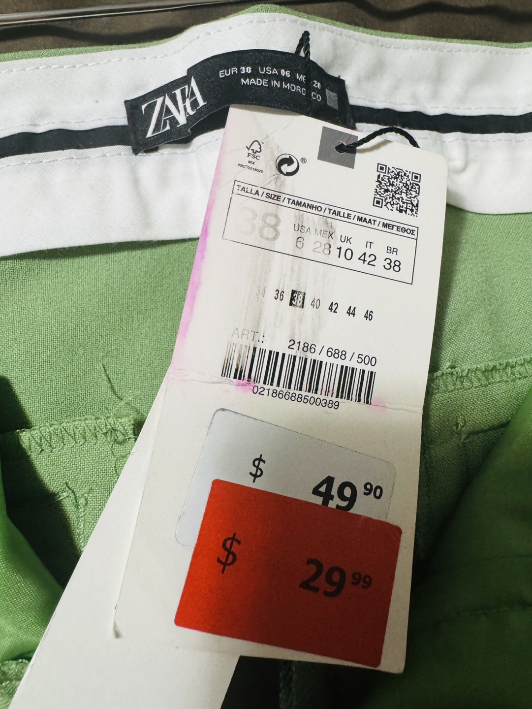 Old Navy black wrap top and Zara green pants - photo 4