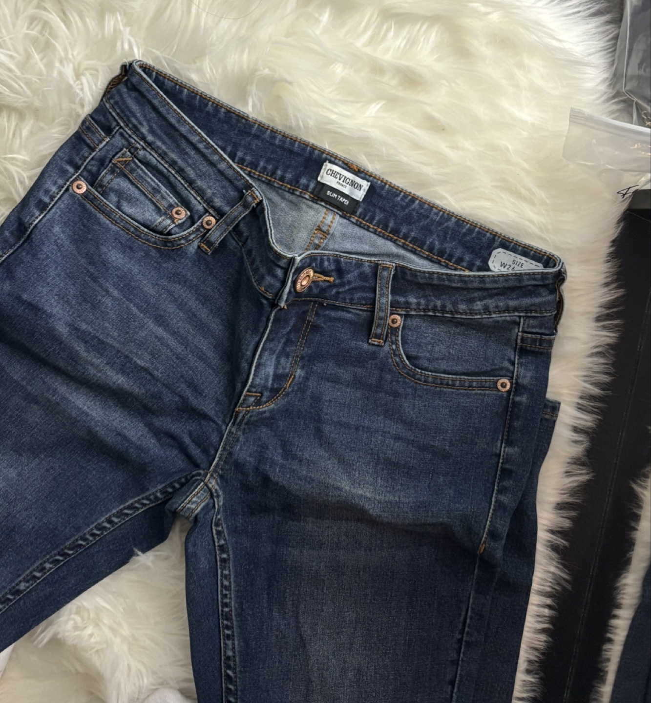 [CHEVIGNON] Women Classic Slim Taper Jeans - photo 3