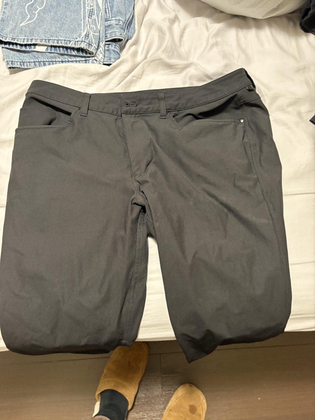 Lululemon ABC Pants - Size 36 - photo 2