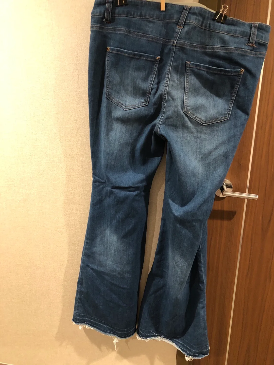 Forever 21 Plus Size Bell Bottom Jeans 🥕💚 image indicator(4)