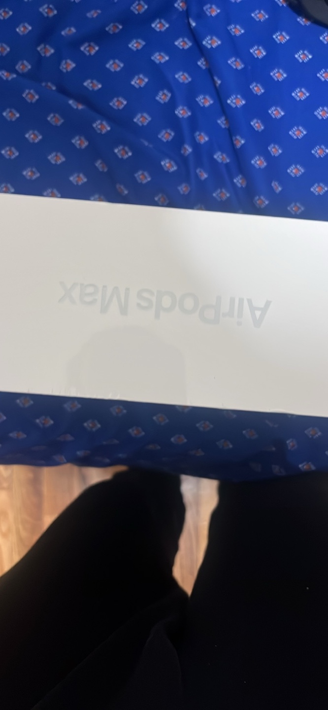 New Apple AirPods Max Headphones - photo 3