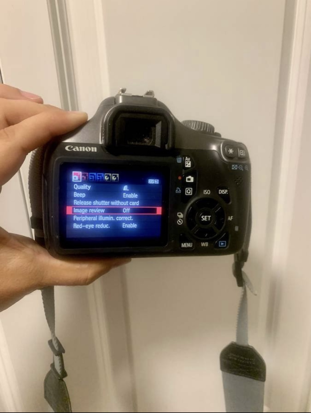 Canon EOS Rebel T3 DSLR Camera with Lens