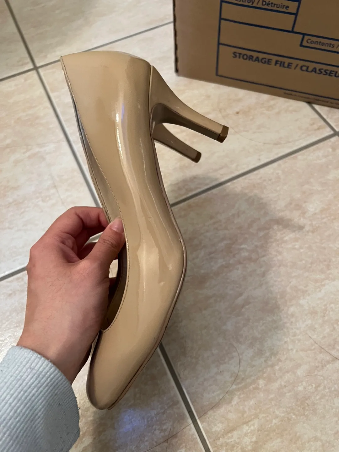 Nine West Beige Patent Leather Heels image indicator(2)