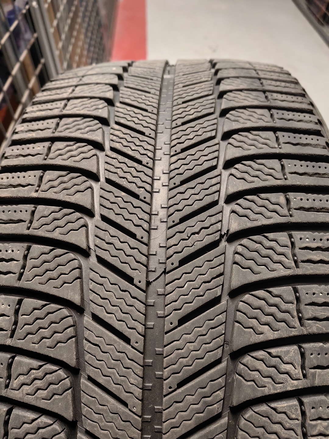 4 Used Michelin Winter Tyres - 245/40R19 💚
