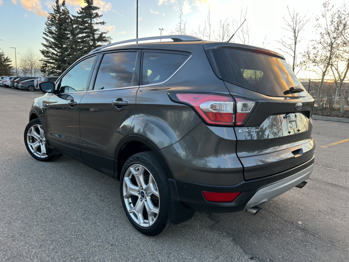 2017 Ford Escape Titanium *60k* - photo 3