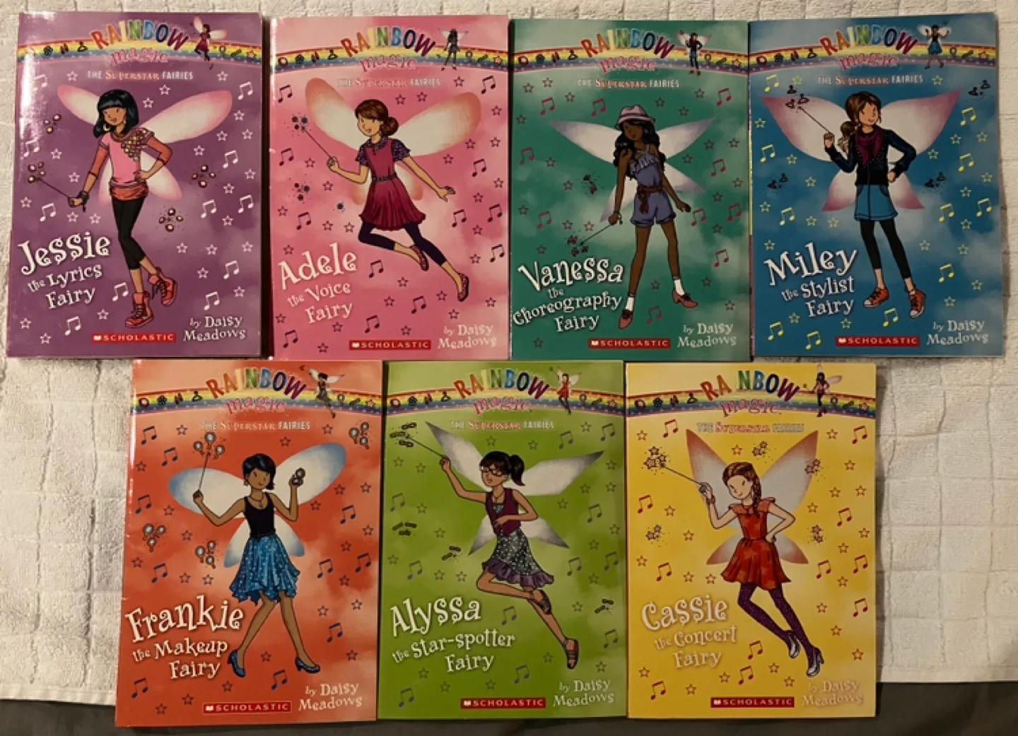 Rainbow Magic Series image indicator(6)