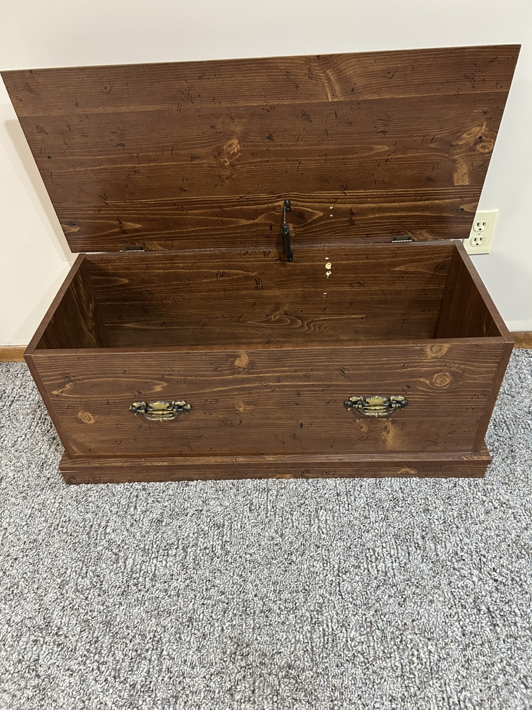 Wooden Storage Chest/Trunk - photo 2