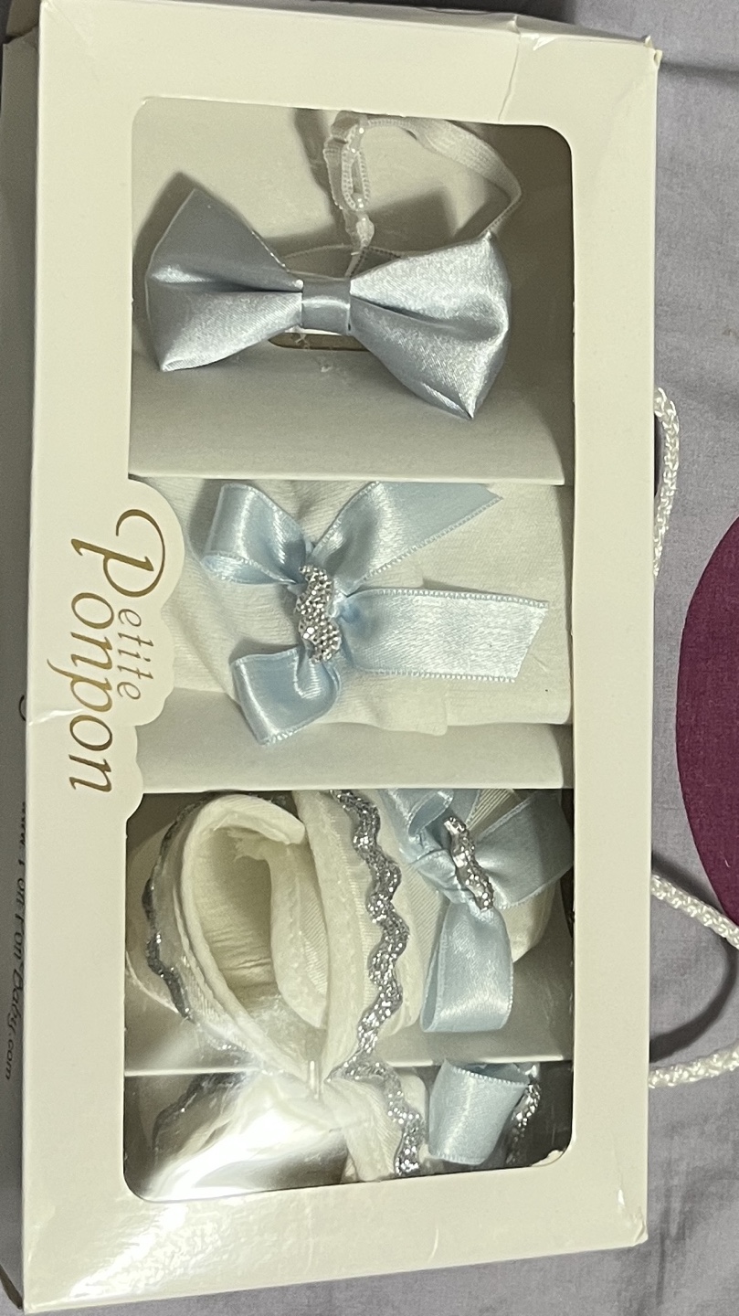 Baby Girl’s Shoes, Hat & Bow Ribbon Set