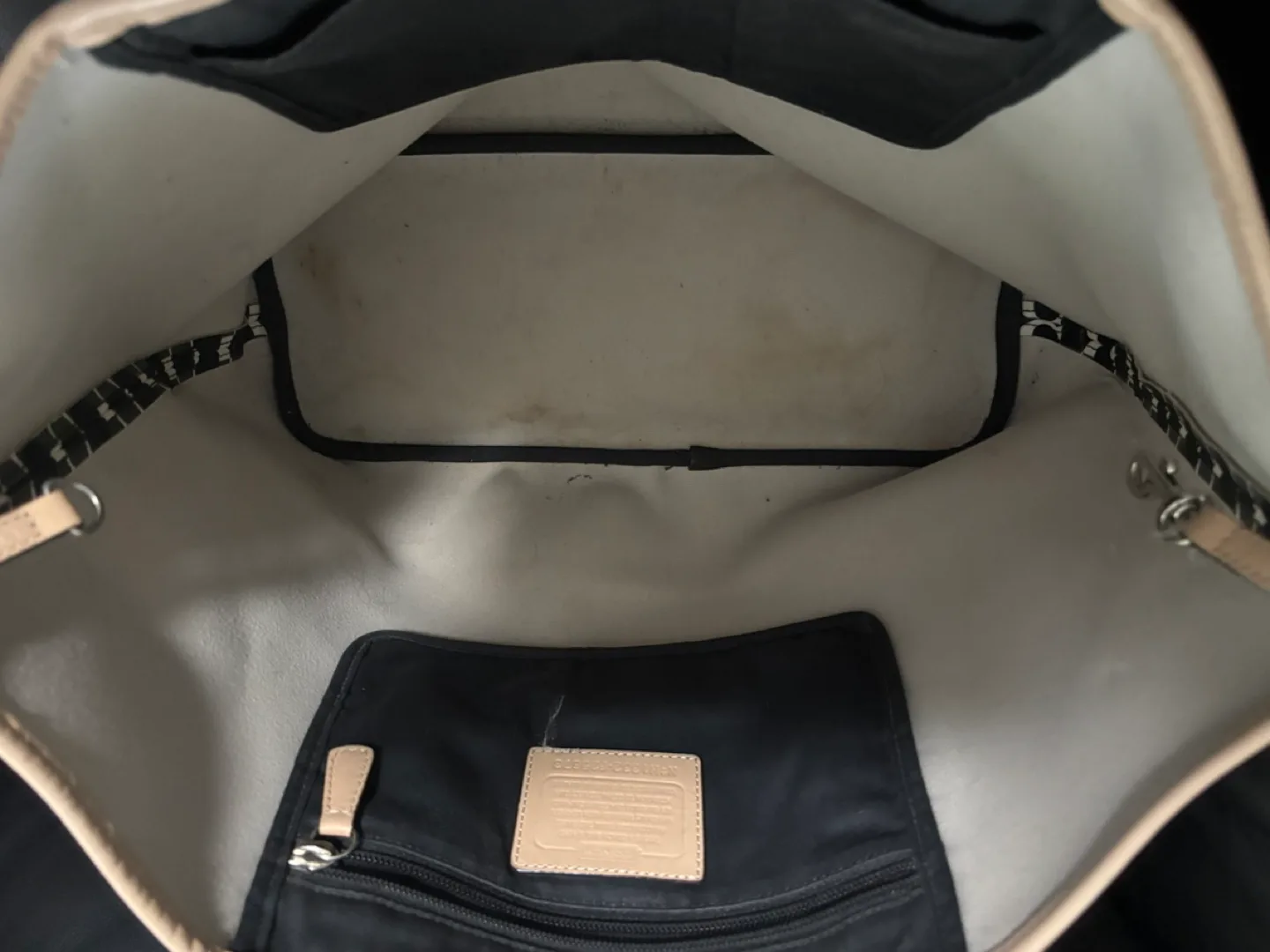 Coach Signature Tote Bag - Black and White image indicator(6)