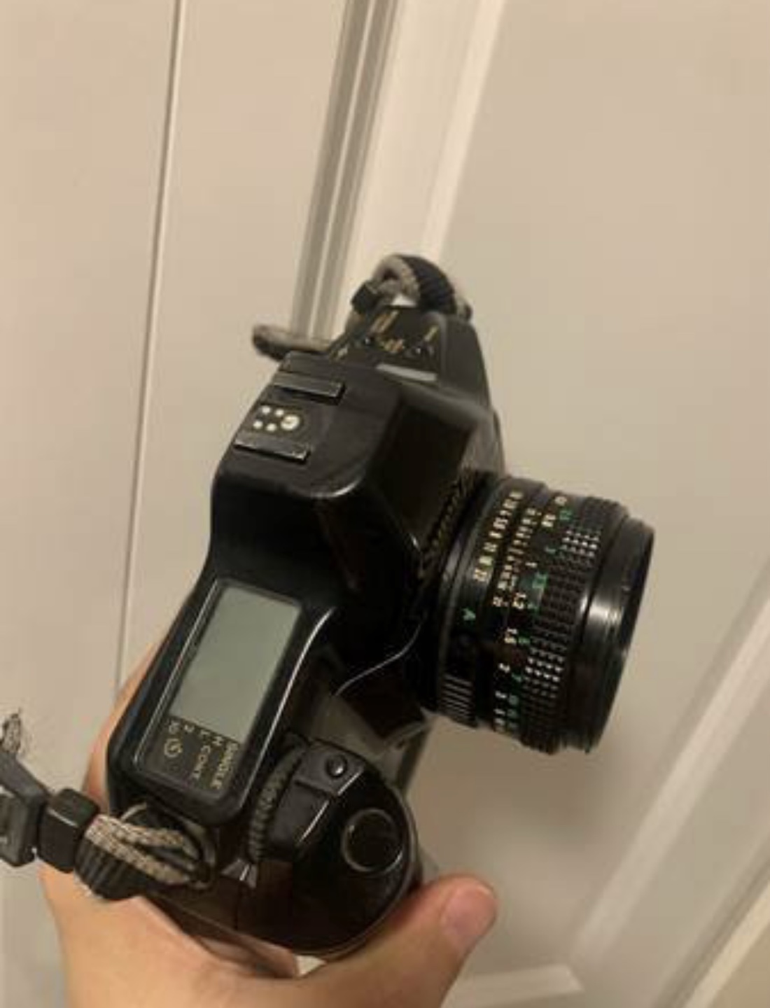 Canon T90 35mm Film Camera with 50mm Lens - photo 2