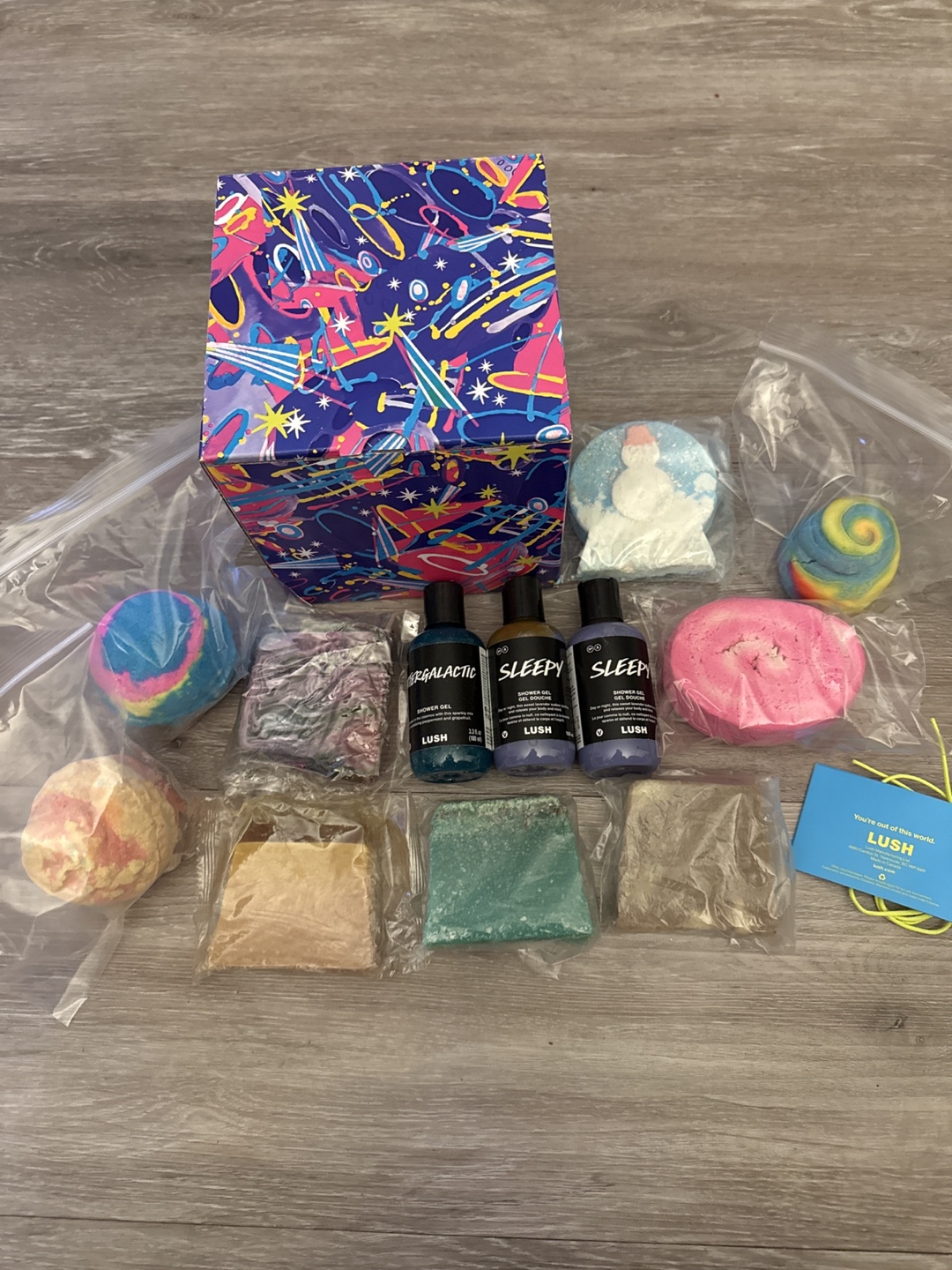 Lush Bath Bomb and Shower Gel Gift Set