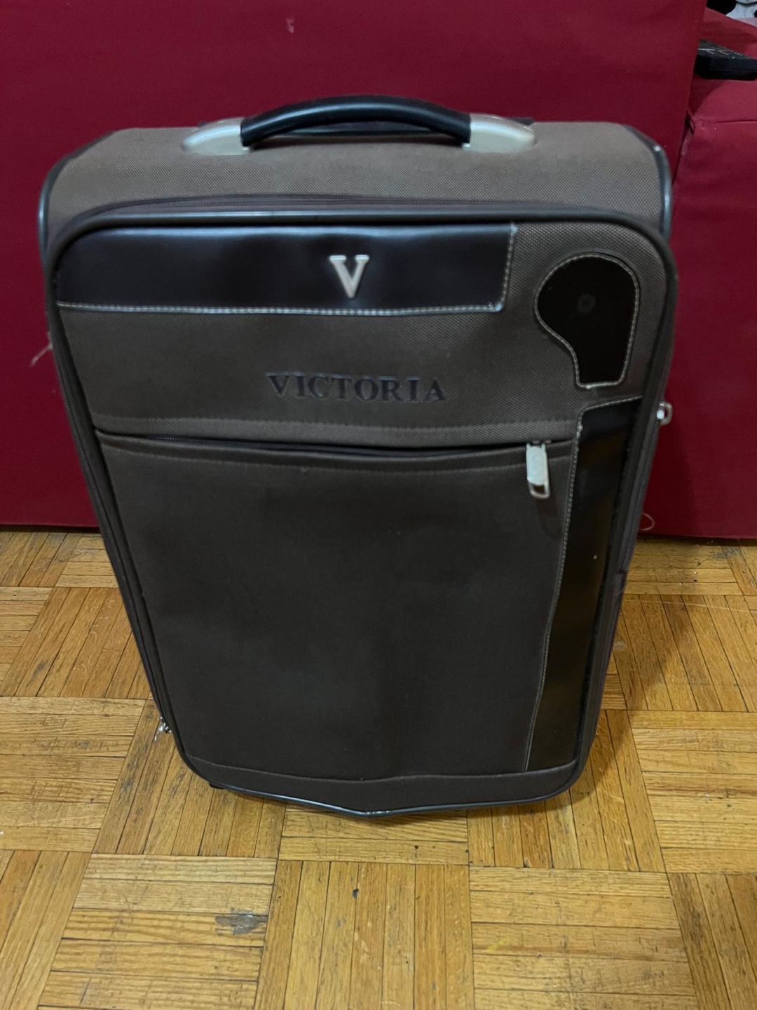 Victoria Carry-on Suitcase