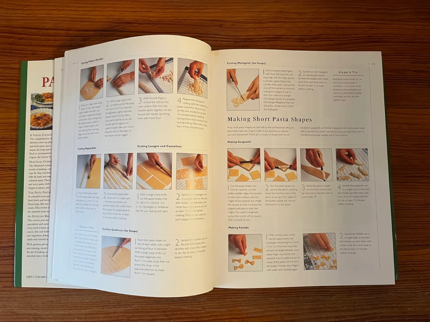 Large Pasta Cookbook (Hardcover) - Over 350 Recipes! image indicator(4)