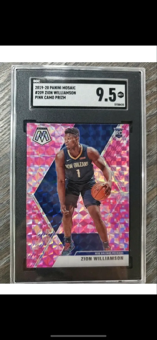 Zion Williamson Rookie 2019-20 Panini Mosaic Pink Camo Prizm image indicator(3)