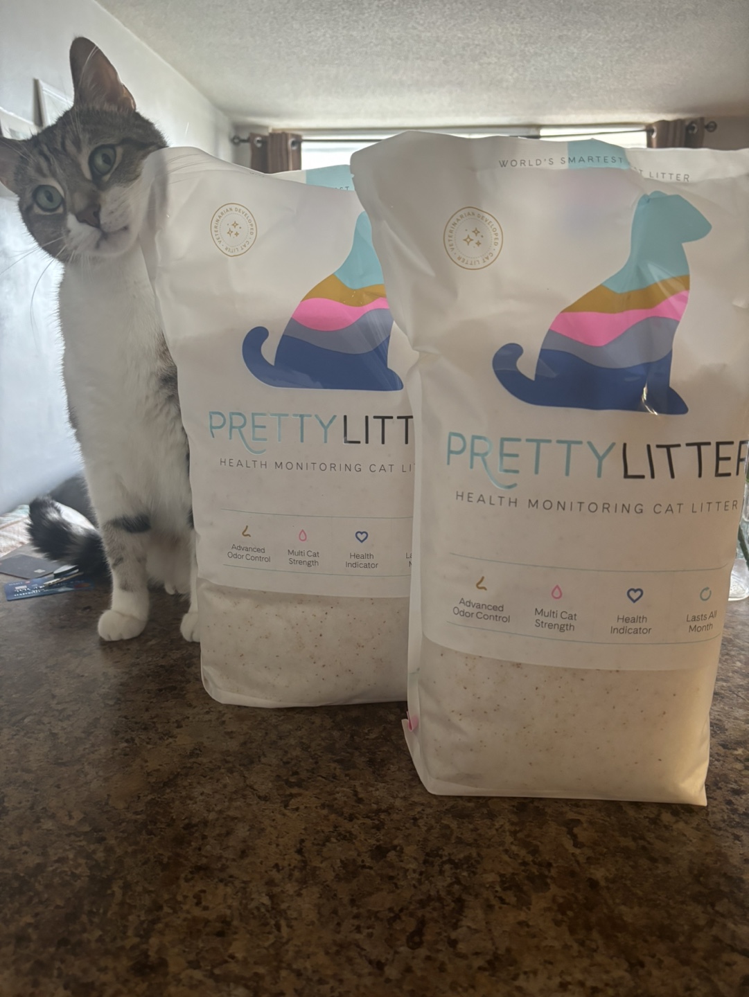 Two Bags PrettyLitter Health Monitoring Cat Litter