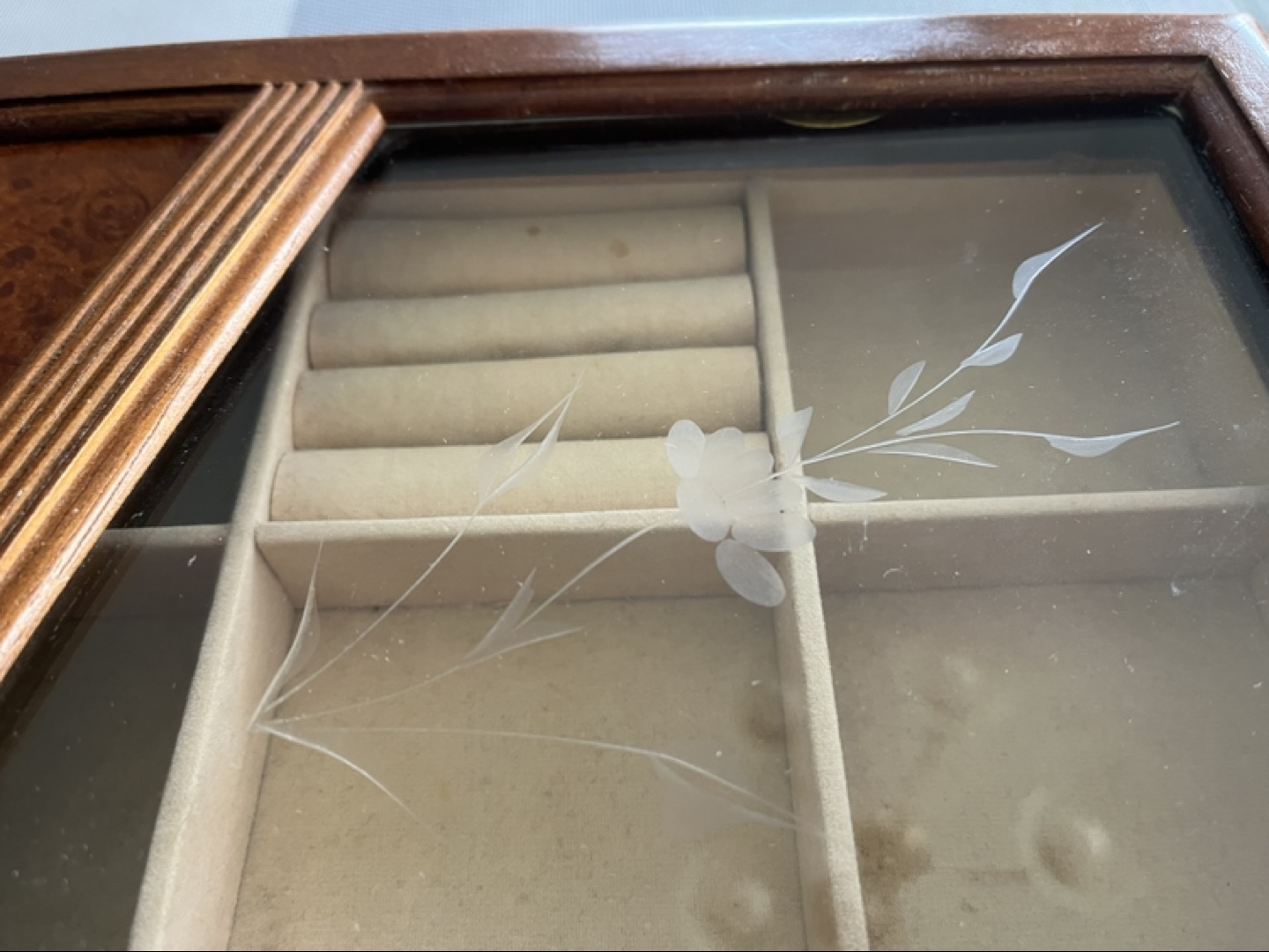 Reduced-Vintage Wooden Jewellery Box with Glass Top - photo 5