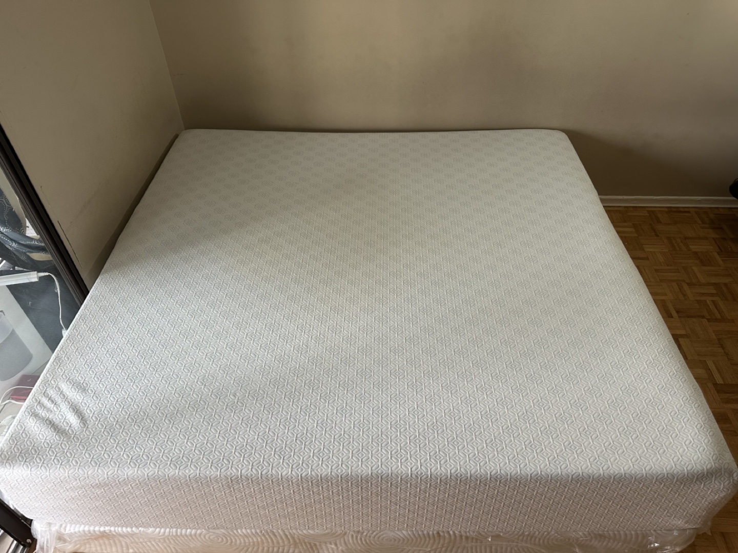 Zinus memory foam King Mattress