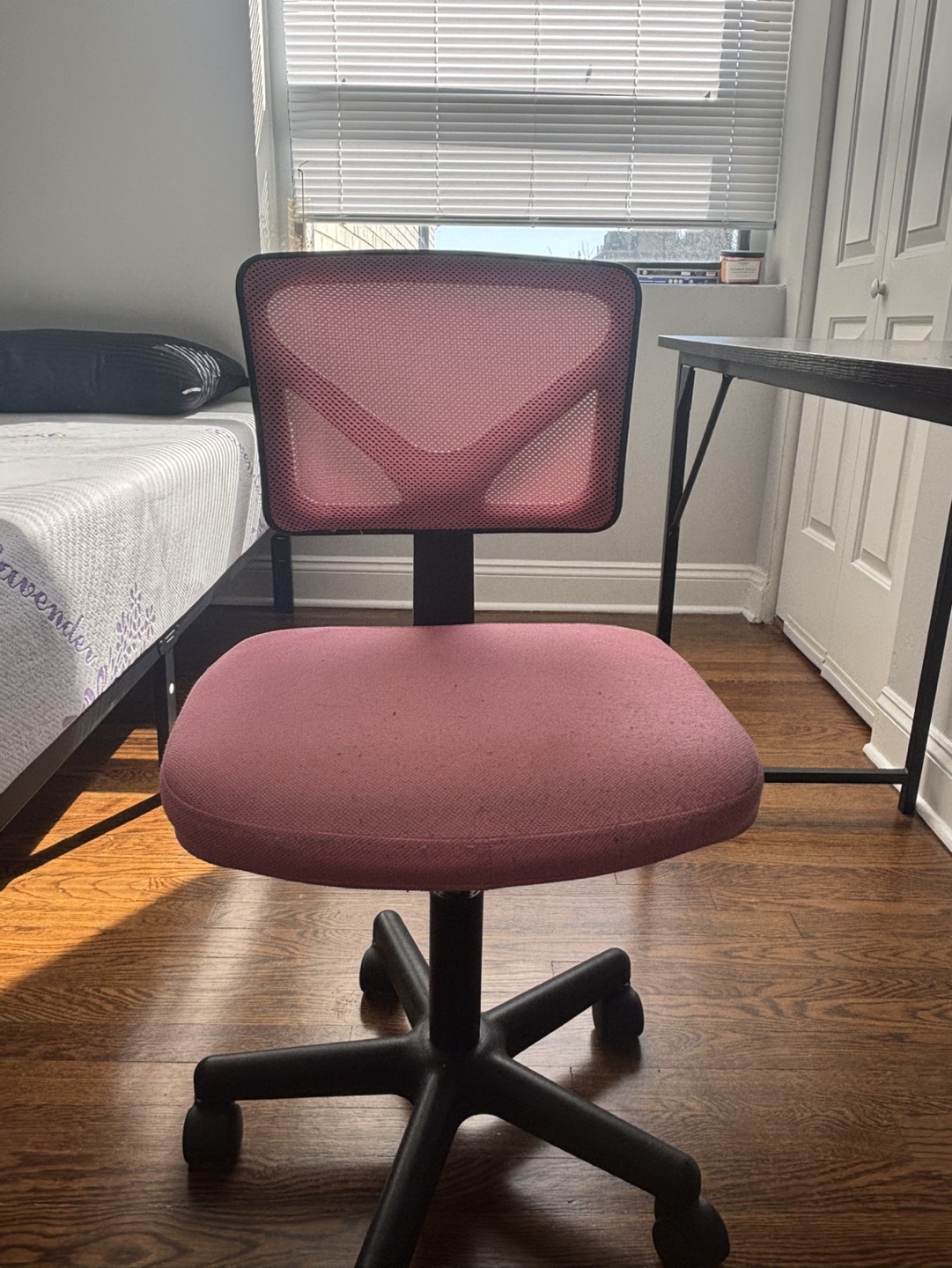 Pink Mesh Office Chair