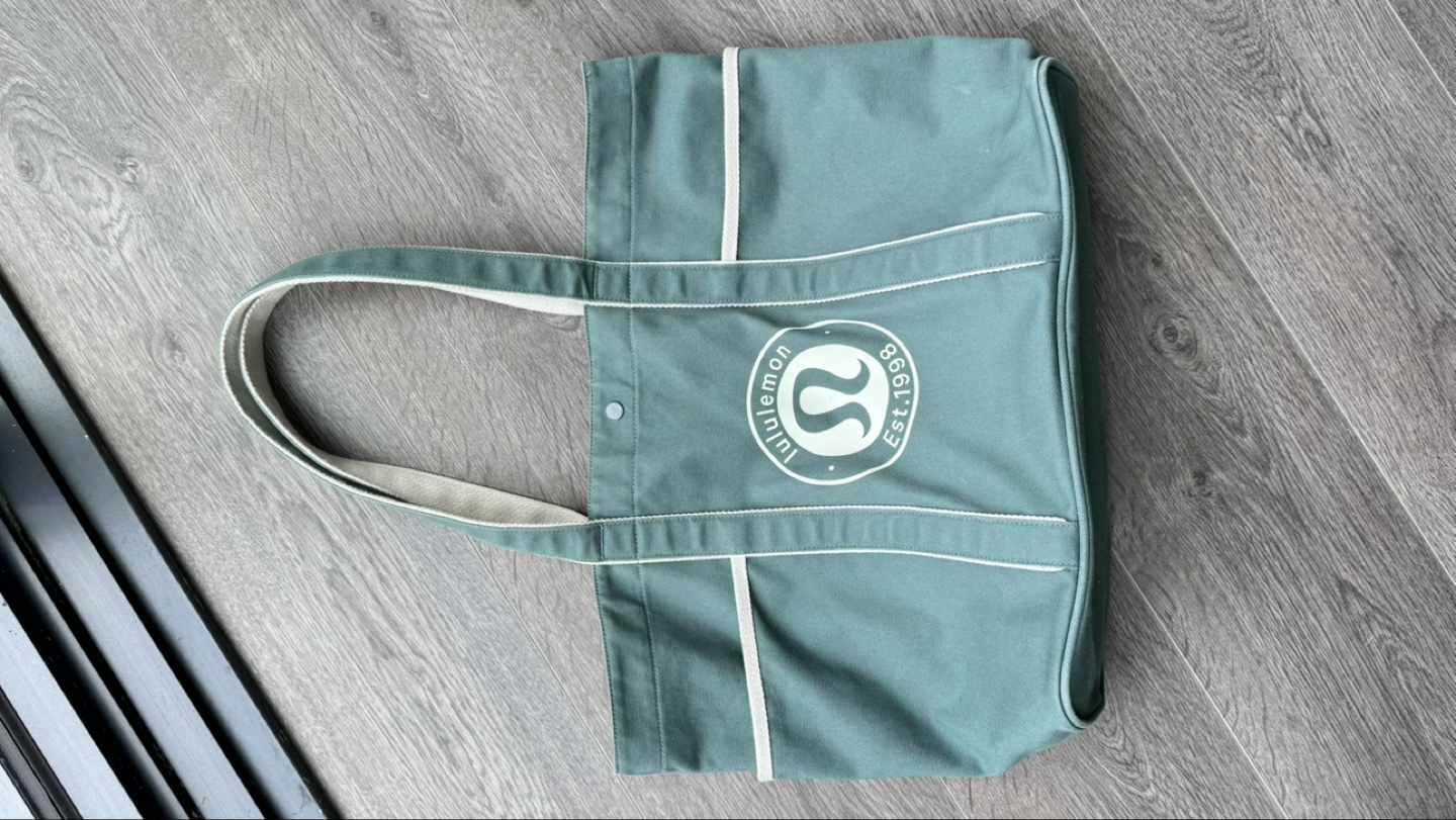 Lululemon Tote Bag - photo 3
