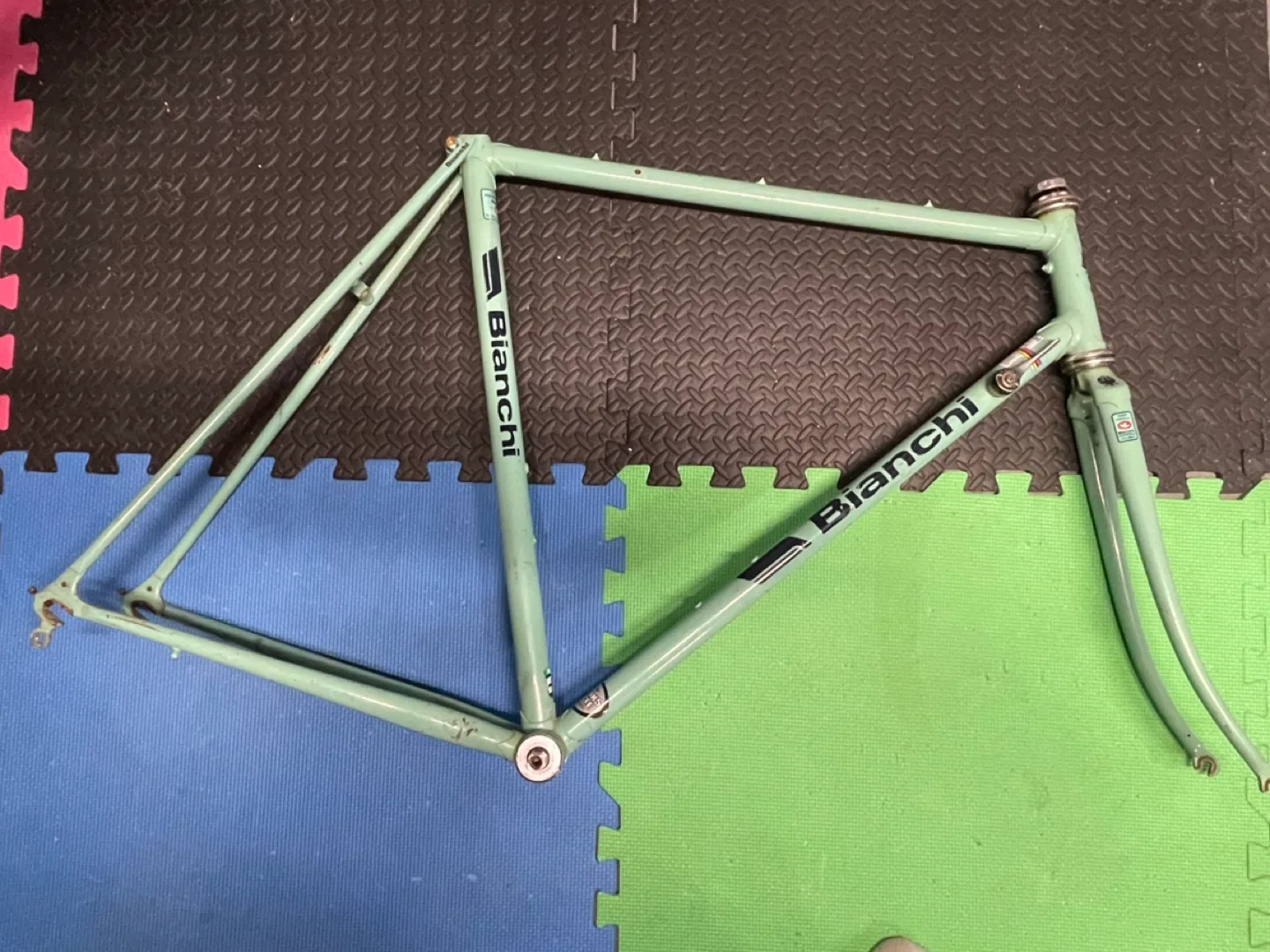 Vintage Bianchi Road Bike Frame image indicator(2)