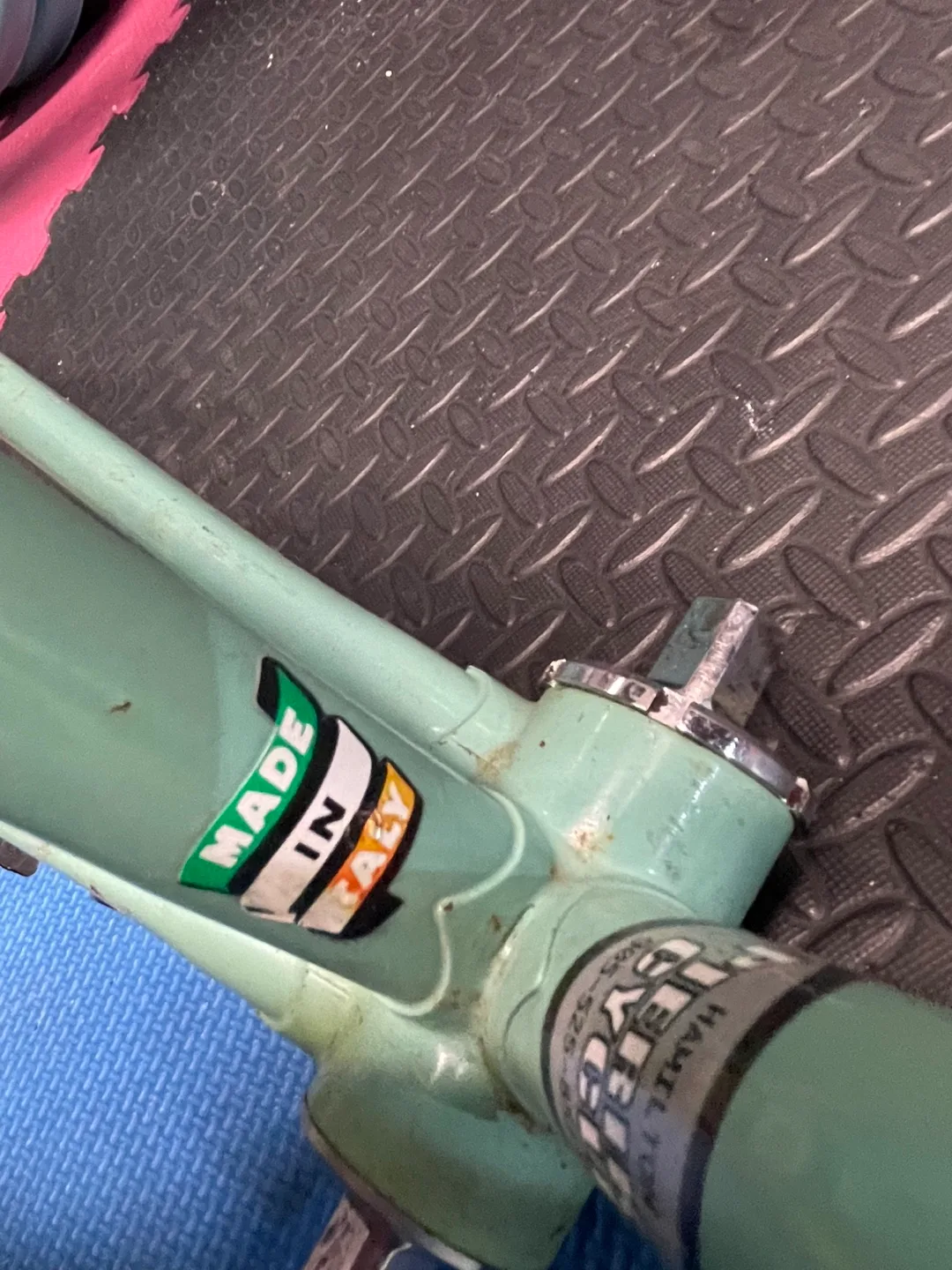 Vintage Bianchi Road Bike Frame image indicator(8)