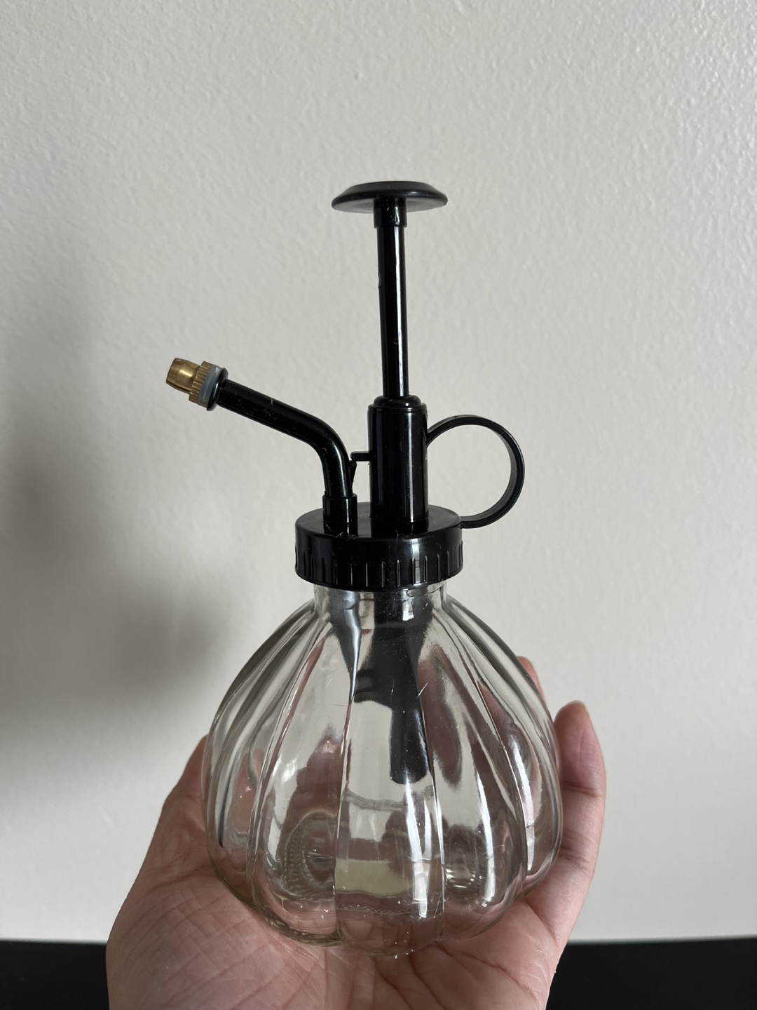 Decorative Glass Plant Mister Spray Bottle - Black & Gold - photo 3