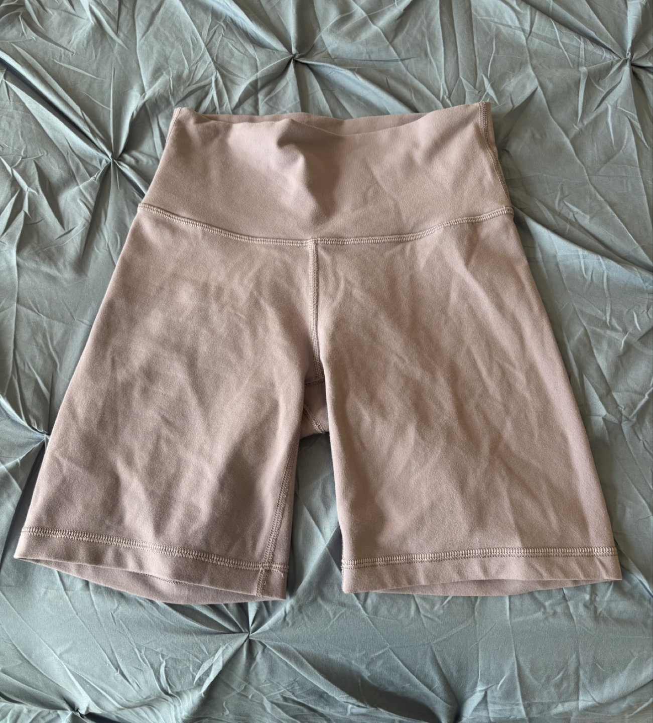 TNA Shorts Size Small