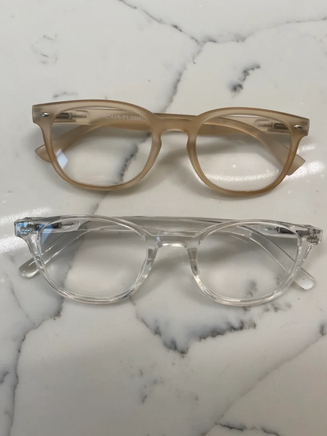 ⭐️6 Pairs of Rae Dunn 2.50 Reading glasses⭐️ image indicator(4)