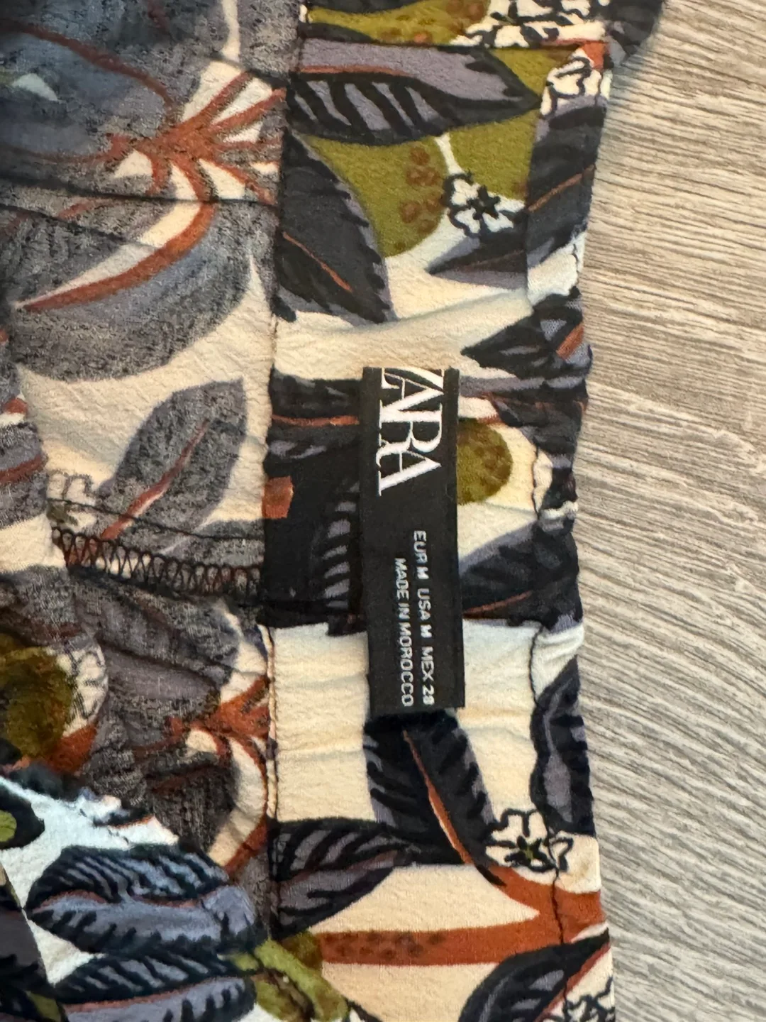 Zara Olive Green Tank Top and Floral Print Shorts Set image indicator(4)