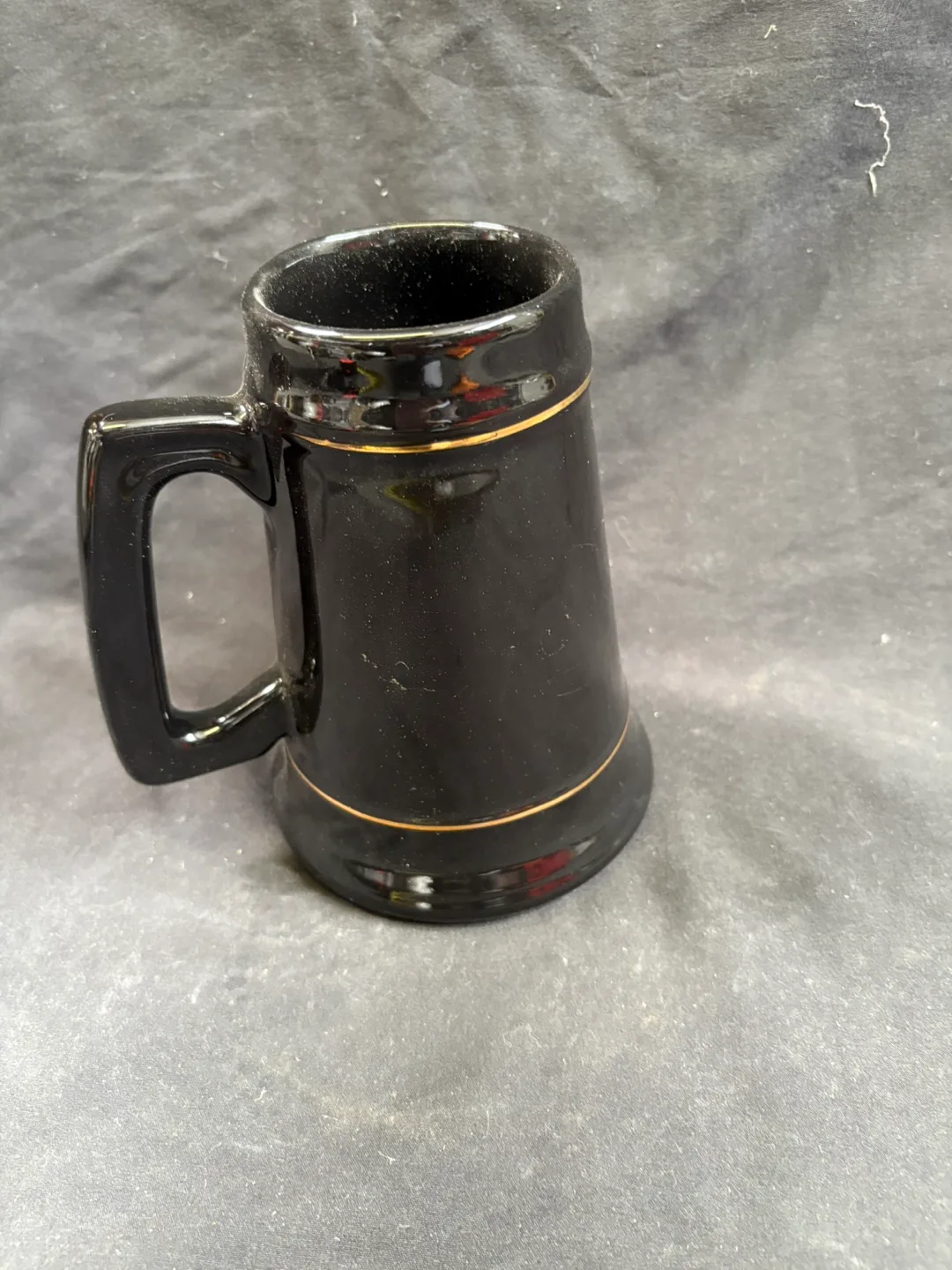 Vintage Black Beer Stein image indicator(3)