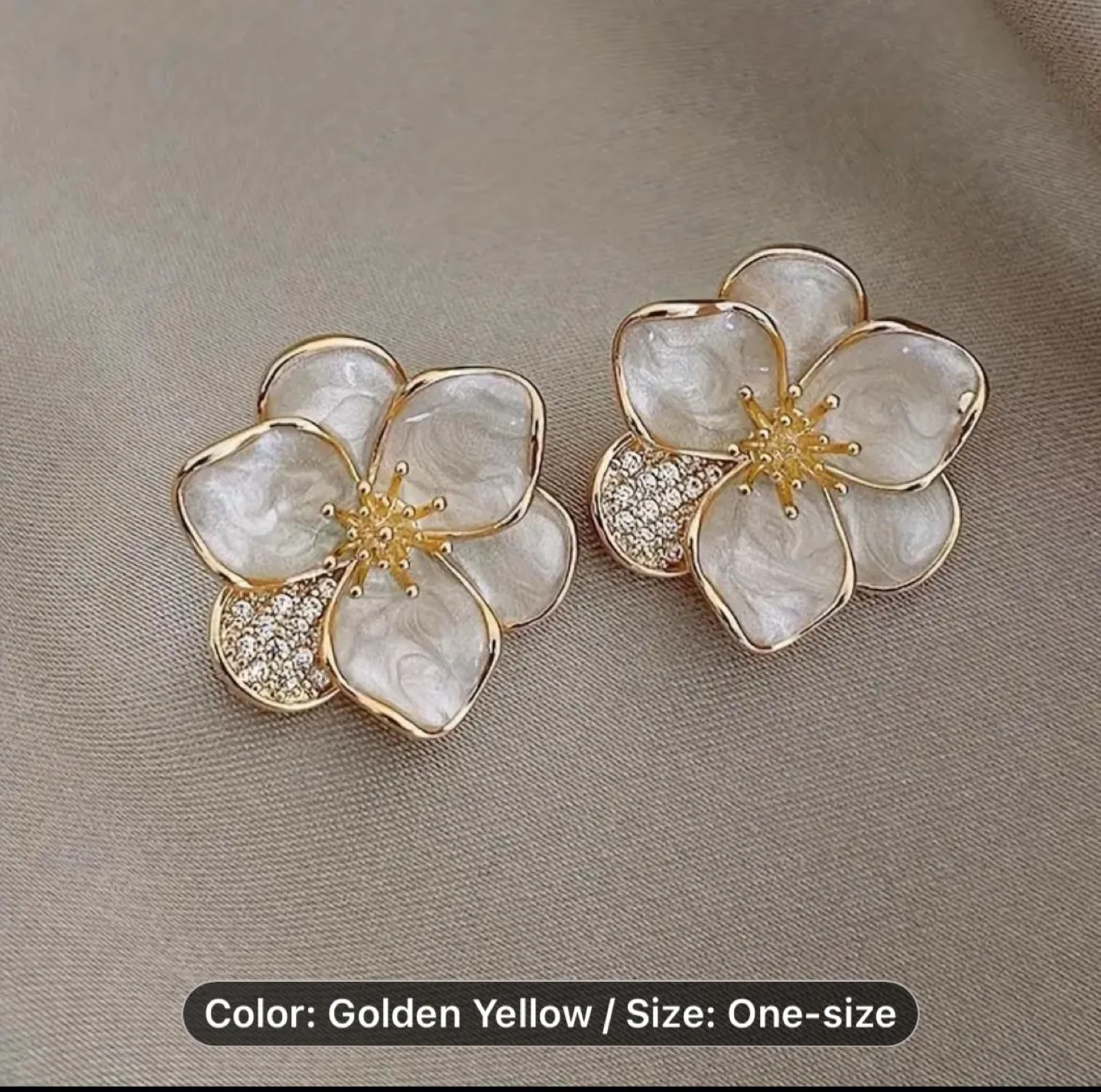 Floral Gold Stud Earrings thumbnail