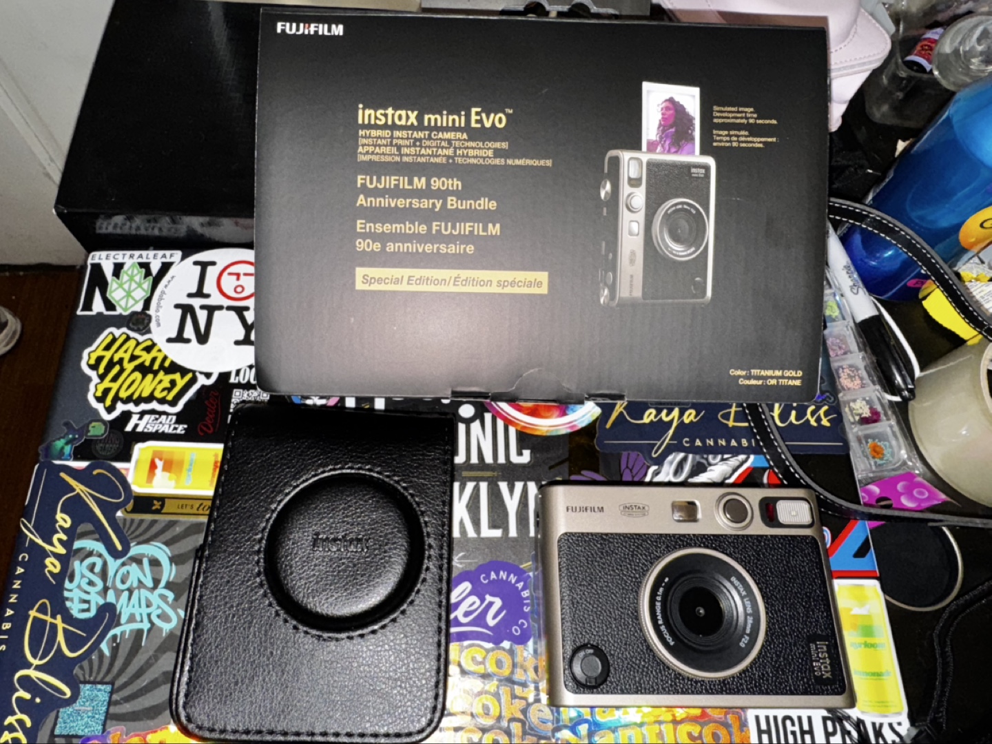Fujifilm Instax Mini Evo 90th Anniversary Bundle - photo 2