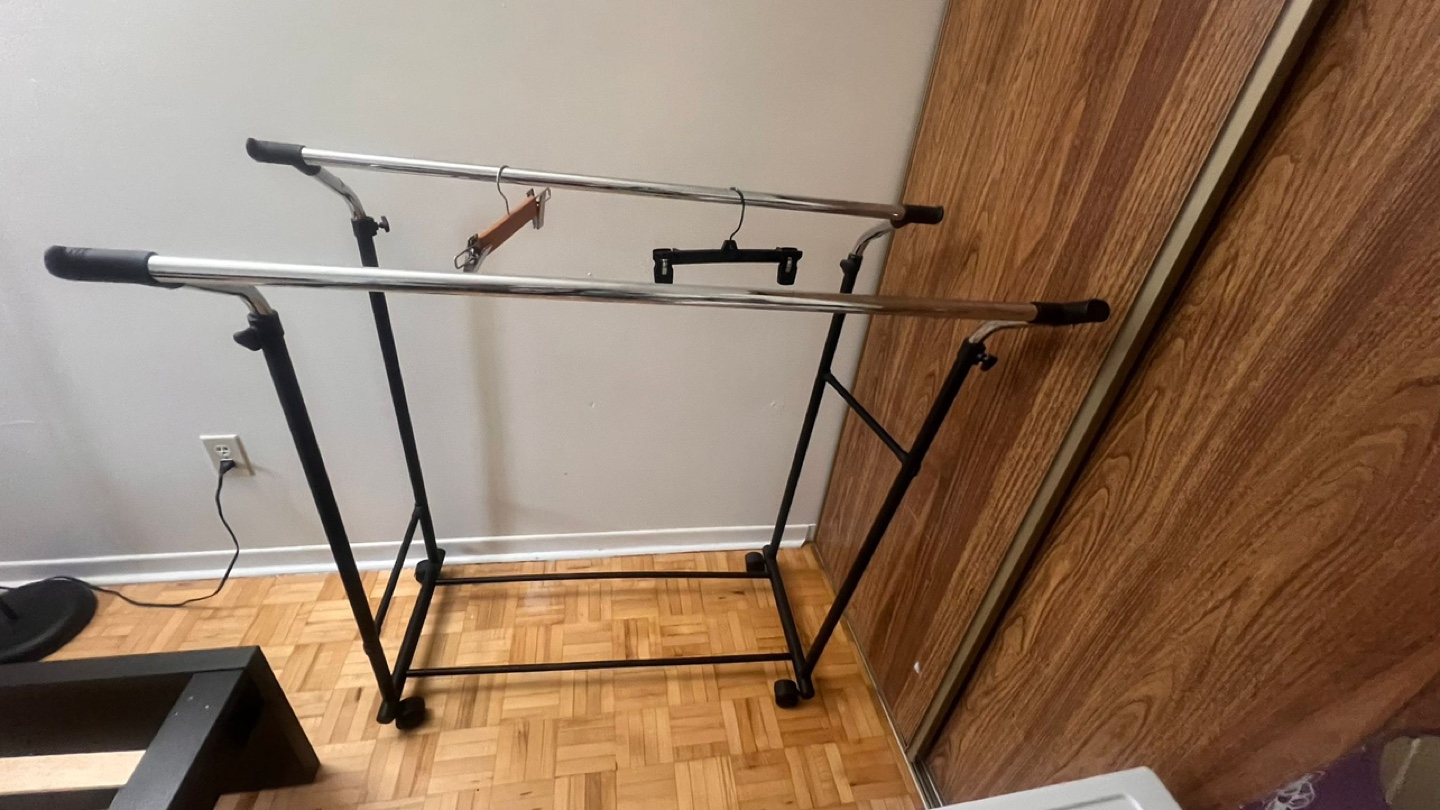 Cloth hanger