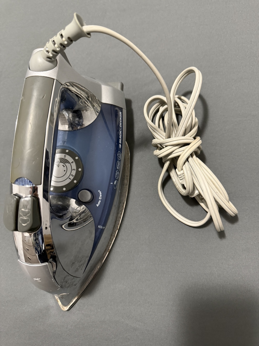 Black & Decker Iron - photo 2