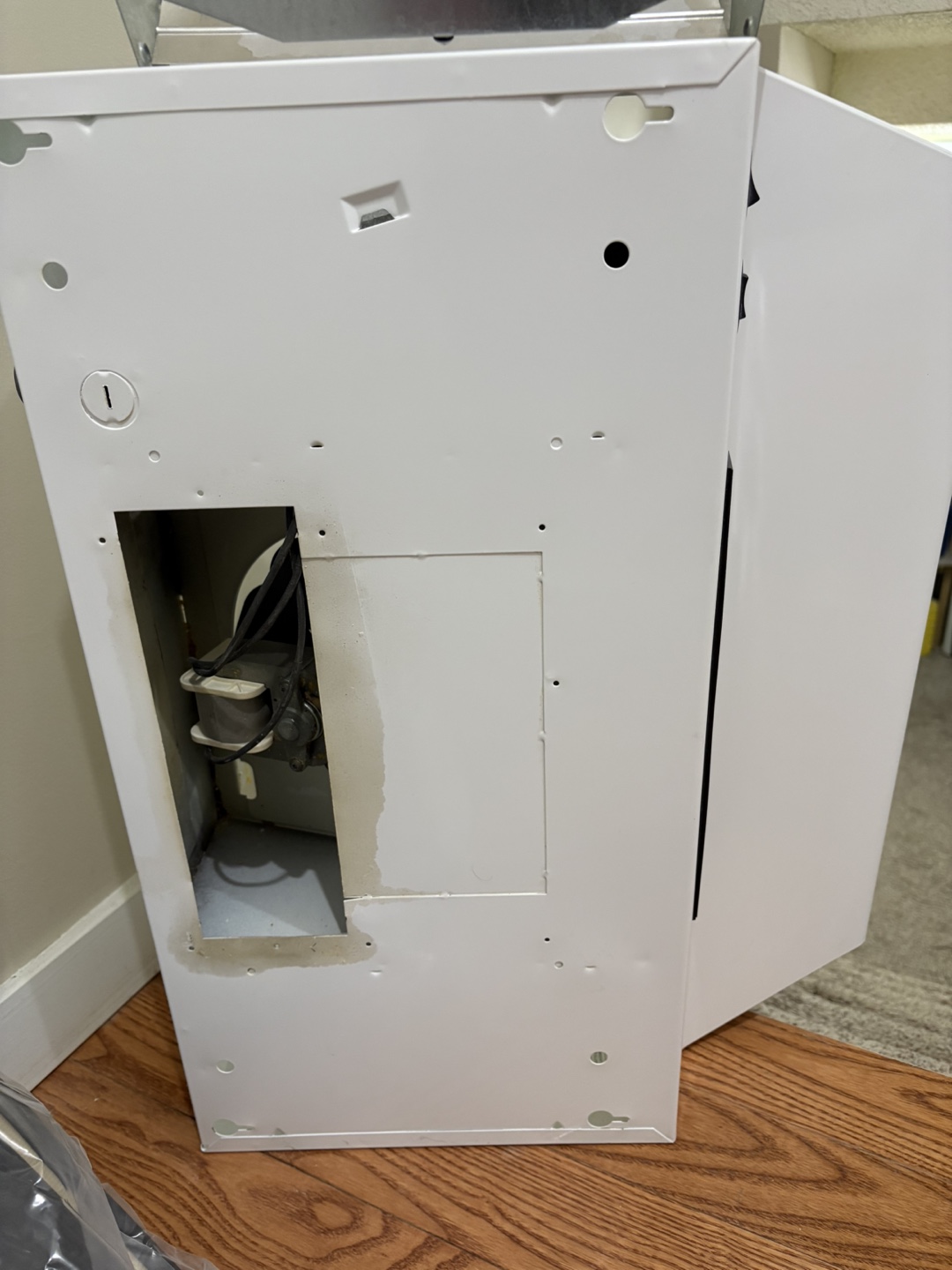 Broan-NuTone BP100 Range Hood - photo 3
