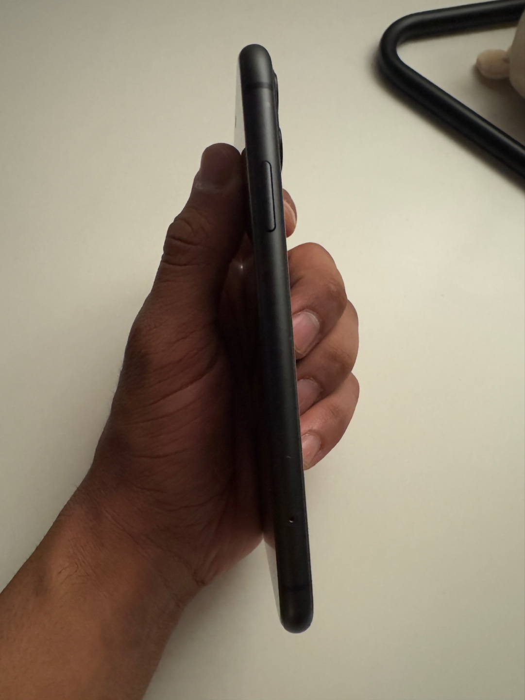 iPhone 11 Black - Used - photo 4