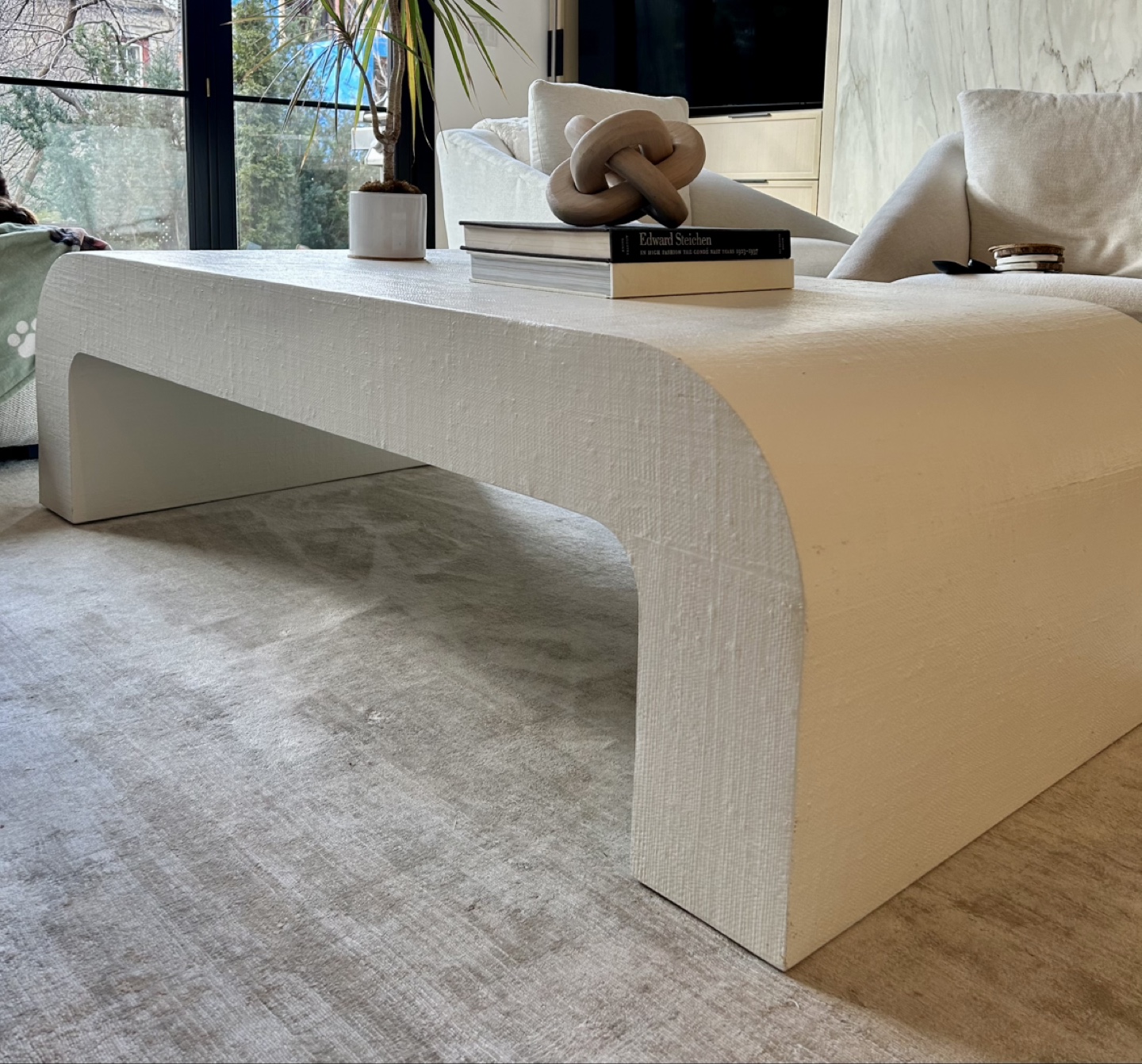 CB2 Sculptural White Coffee Table - photo 5