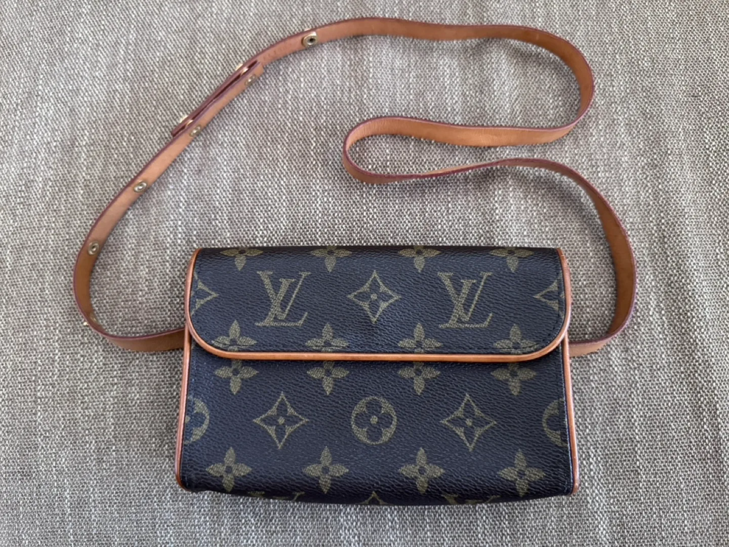 Louis Vuitton Monogram Florentine Waist Bag thumbnail