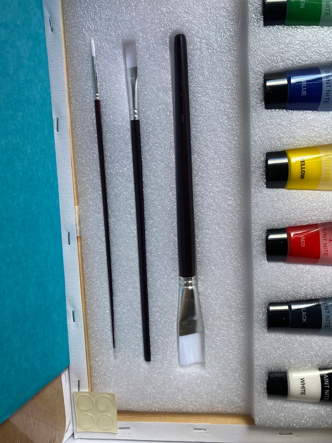 Paint Nite Kit - New in Box image indicator(4)