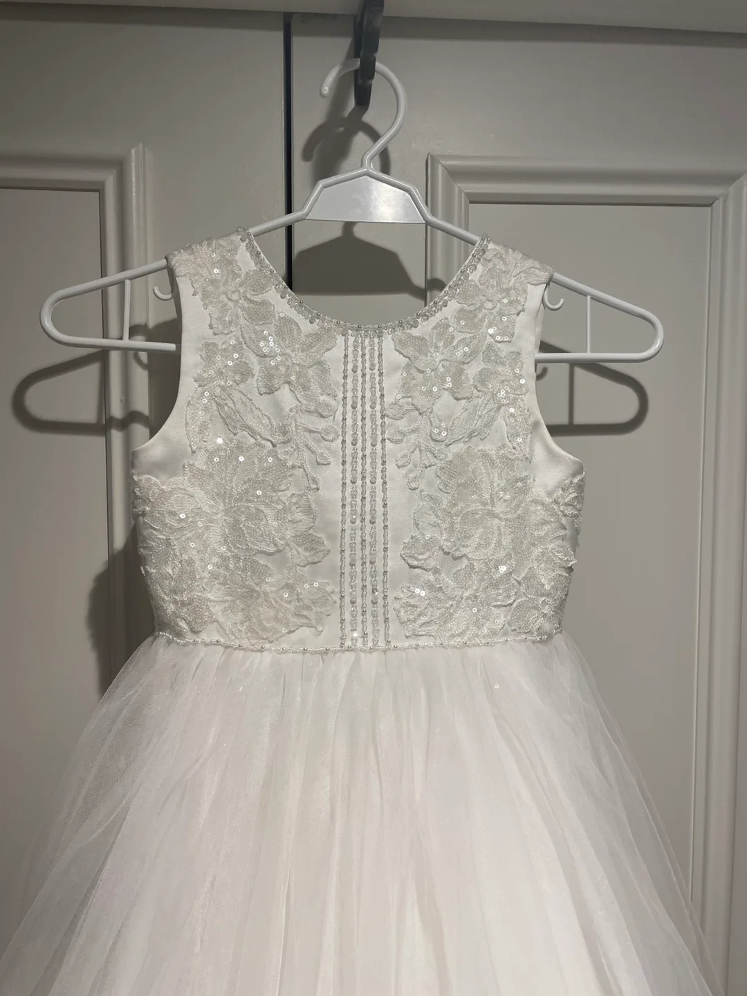 Girls' Size 6L White Flower Girl Dress image indicator(2)