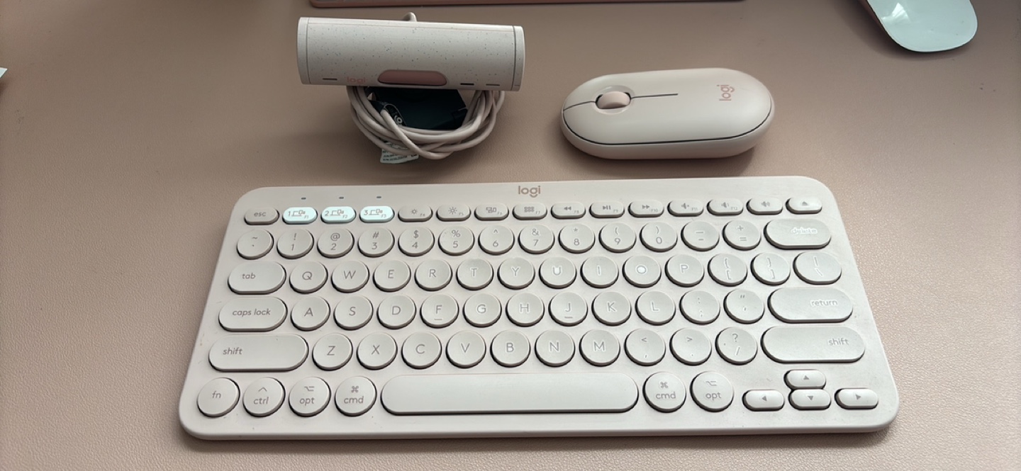 Logitech Wireless Mouse, Keyboard and Webcam