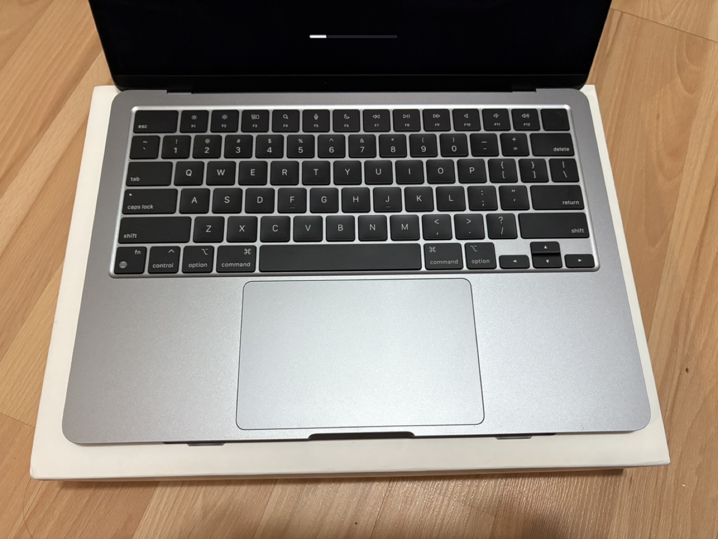 MacBook Air Laptop - Space Grey - Excellent Condition - photo 4