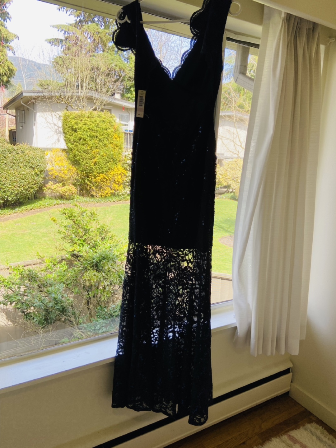 Stunning Navy Blue Sequin Lace Formal Gown - Size 6